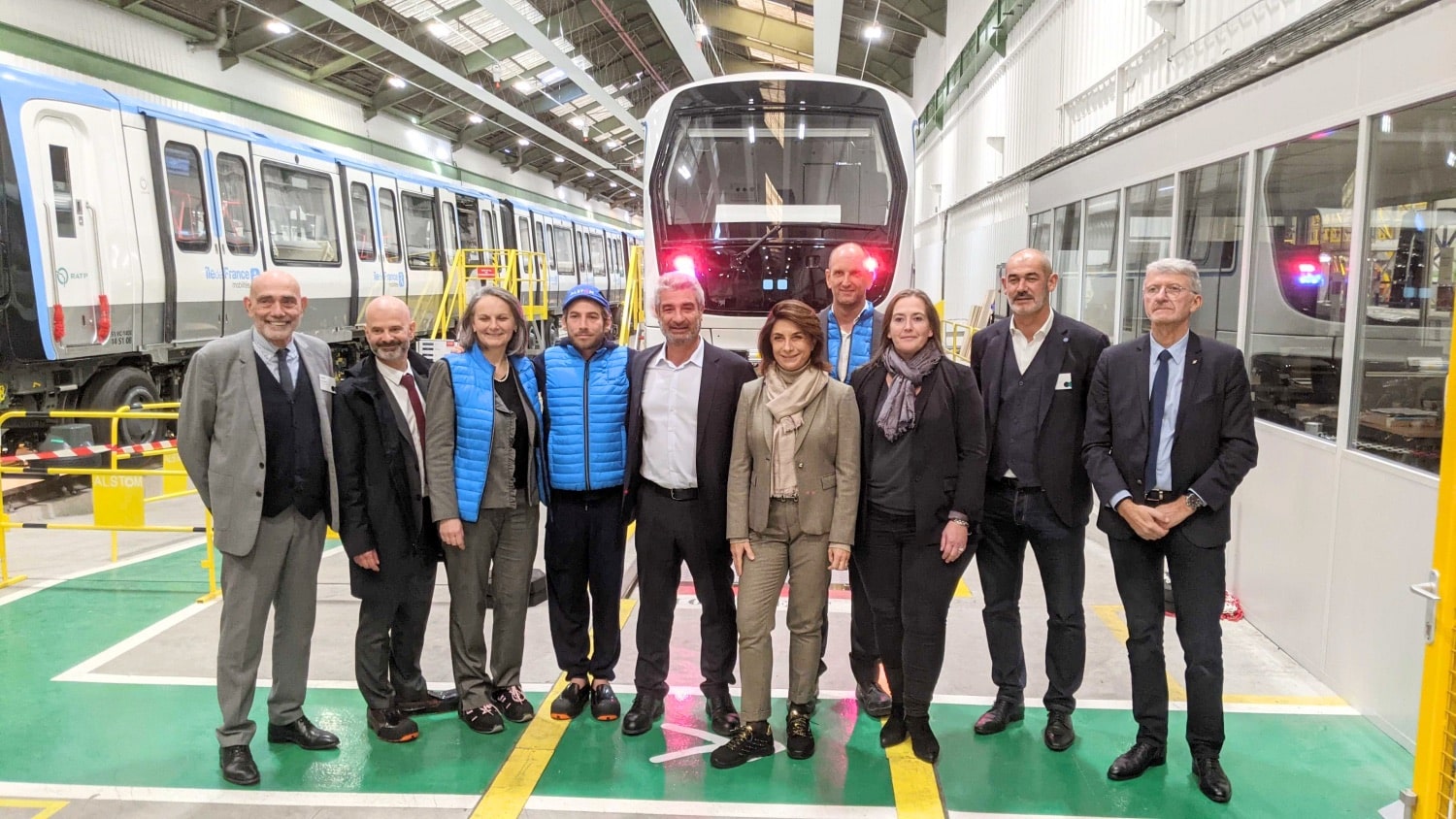 automatique, Vidéo | Une première rame du nouveau métro automatique de Marseille sort de l&#8217;usine, Made in Marseille