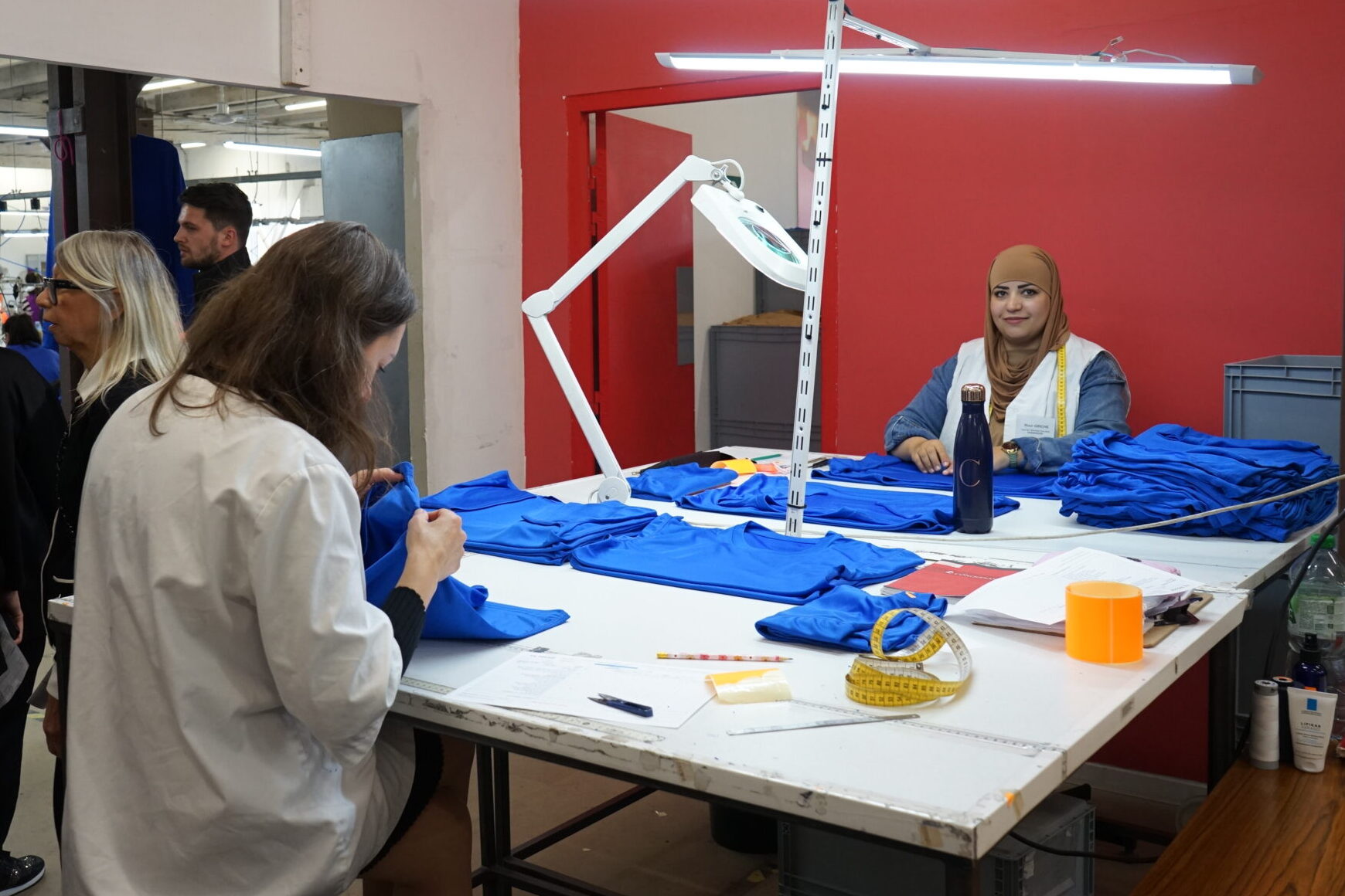 Fil rouge, À la Capelette, la dernière grande usine textile du Sud-Est cherche à grandir, Made in Marseille