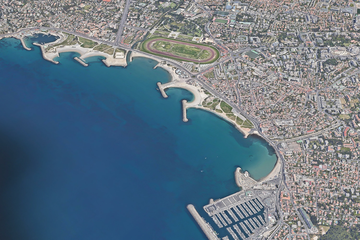 érosion, La municipalité teste des solutions pour ralentir l&rsquo;érosion des plages du Prado, Made in Marseille